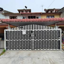 TANGKAK HOMESTAy