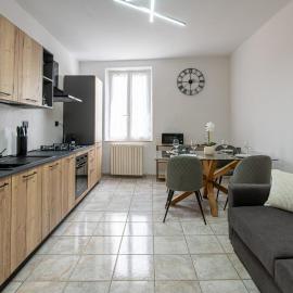 Easylife - Moderno e Luminoso nel Cuore di Jesi