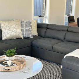 Cozy & Spacious 5BR Family Home with Free On-Site Parking