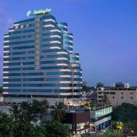 Holiday Inn Cochin by IHG โรงแรมในโคชิน