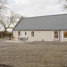 Nether Cottage, hotel in Saline