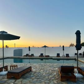 Fikas Hotel, ξενοδοχείο στη Νάξο Χώρα