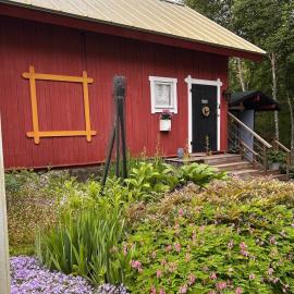 Savikulma B&B، فندق في Mynämäki