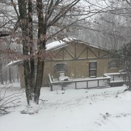 Beech Mountain Swiss-style Chalet, hotel en Beech Mountain