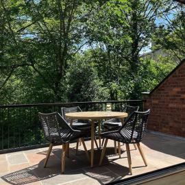 Durham City Centre Hideaway - Terrace with View & Parking