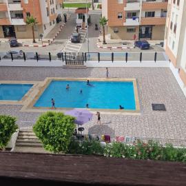Appartement climatisé avec piscine dans une résidence privée, khách sạn ở Tanger
