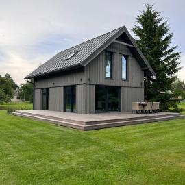 Bernātu Kalnmaļi, hotel i Bernāti