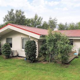 2 person holiday home in Grenaa，格雷諾的飯店