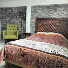 Habitacion1 FABULOSA 2 personas CasaSanfco, hotel in Zacatlán