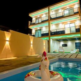 Adonai villa 2, hotel in Albion