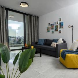 Sunny 1-Bedroom Apartment - StaysbyDais
