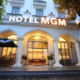 Hotel MGM, hotelli kohteessa Kon Rung (1)