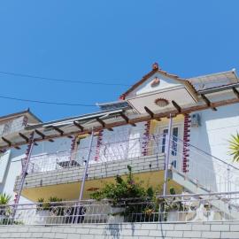 Dimitris house