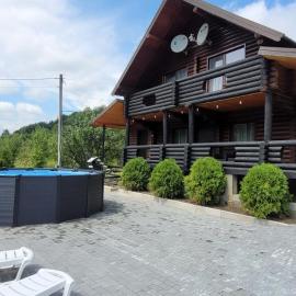 Deep Forest, hotel in Berehomet