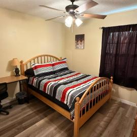 G7 Private Room with Smart TV Near Everything, hotel in Orlando