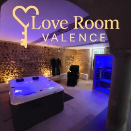 Love Room Valence, hotel Valence-ban