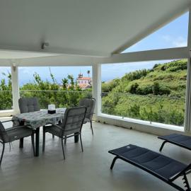 Moradia Terra Chã Sea View 1 to 4 pers, hotel a Lomba