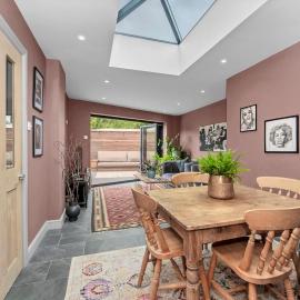 Entire spacious house in BSE