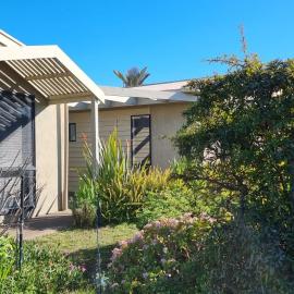 Located in tranquil street and only 200 metres from the beach, hotel in Indented Head