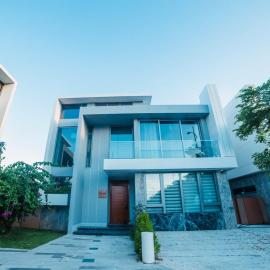 Regal Victoria Villa Luxury BT5-8