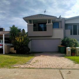 Palmyra Secure holidays Townhouse, hotel sa Bicton
