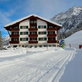 Hotel Omesberg, hotel v destinaci Lech am Arlberg