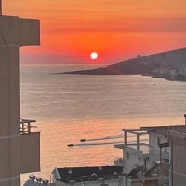 Honey Residence, hotel in Sarandë