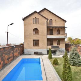 Uptown Pool Villa