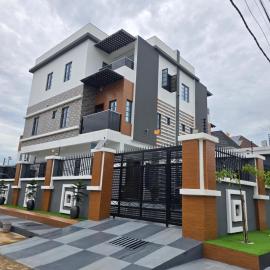 Kim's Apartment, hotell i Agege