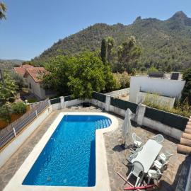 Villa Apolo, hotel in Gandía