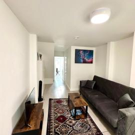 Spacious 2-Bed Home with Garden