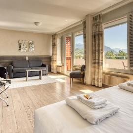 Hotel Castel، فندق في سيون