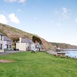 Archie's Cottage, hotel in Burnmouth
