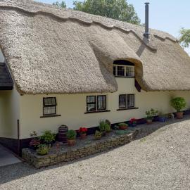 The Cottage, hotel in Lane to Richards Castle