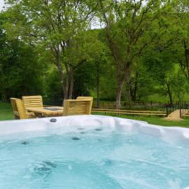 Efyrnwy Pod Vip, hotel in Llanfyllin