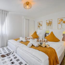 VinhMinh Homes 1 - Business, Urlaub, Zentral, Radreisen, Parkplatz & Fahrrad Garage, WLAN