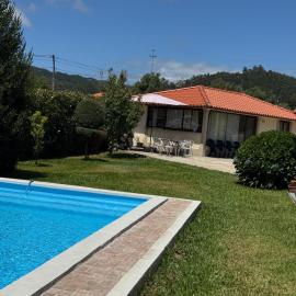 Oliveira's Little House, hotel in Caminha