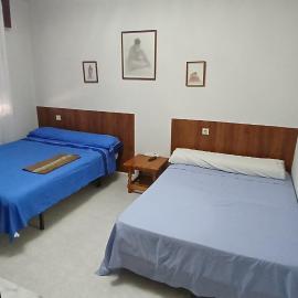 Habitacion Privada Familiar Toledo, hotel en Toledo