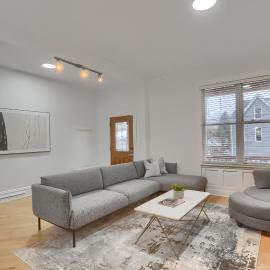 Modern and Spacious Four Bedroom House in Pittsburgh with Parking、ピッツバーグのホテル