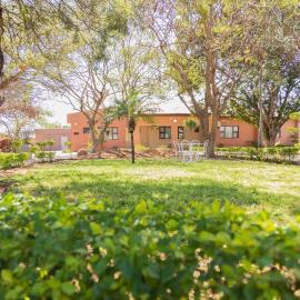 Kwena Cottage, Hotel in Molepolole
