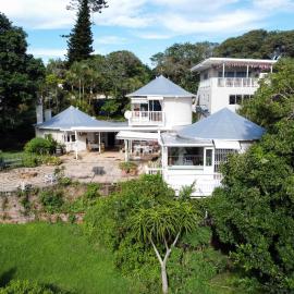Riverview Loft Suite Bonza Bay