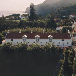 Apartamentos da Galé – hotel w mieście Caloura