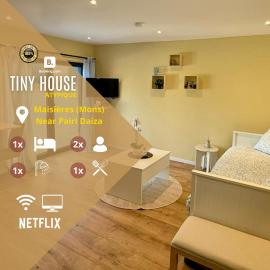 TinyMoko - Mons - proche du Shape et Pairi Daiza, hotel a Mons