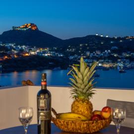 The Blue Nest โรงแรมในNisís Léros