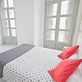 MalagaUrbanRooms - Central Suites