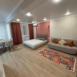 Апартаменты в центре, hotel din Balkhash