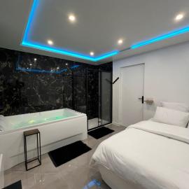 Suite Prestige Balnéo, hotel v mestu Dreux