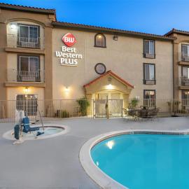 Best Western Plus John Jay Inn & Suites, hotell i Palmdale