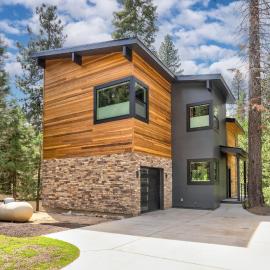 Mariposa Grove Creekside Retreat - To be featured on STAYCATION on the Destination Channel in 2026!, hotel in Fish Camp