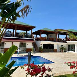 Hotel Soficu Green Village, hotel i La Cueva